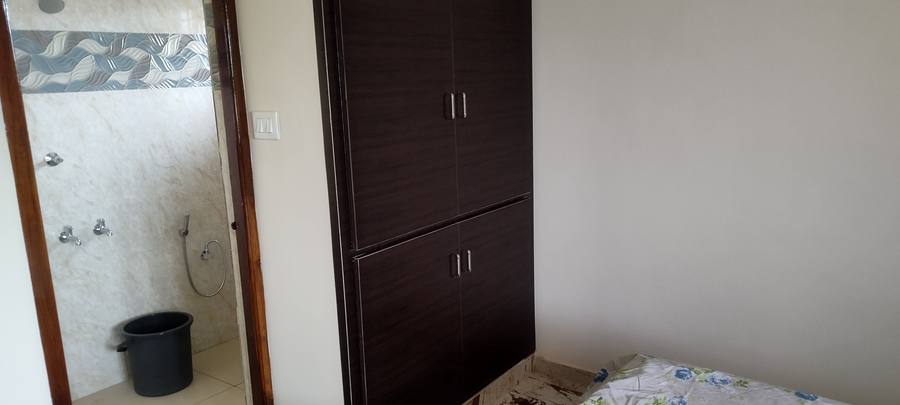 Bedroom & Wardrobe