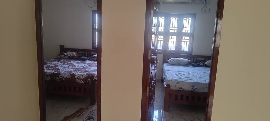Twin Bedrooms